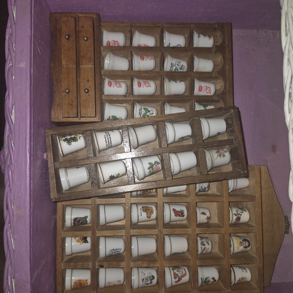 Vintage Miniature Porcelain Thimble Collection - Picture 1 of 6